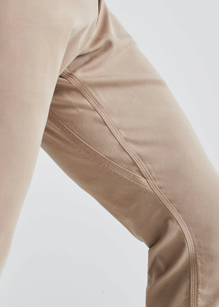 DUER - No Sweat Relaxed Taper: Desert Khaki