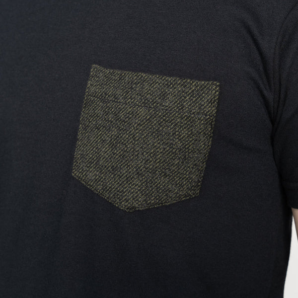 Naked & Famous- Pocket Tee Tripple Yarn Twill Black