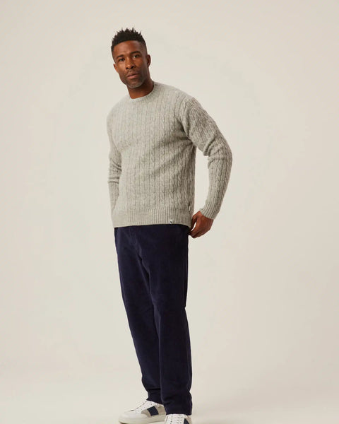 Peregrine- Makers Stitch Cable Crew in Light Grey