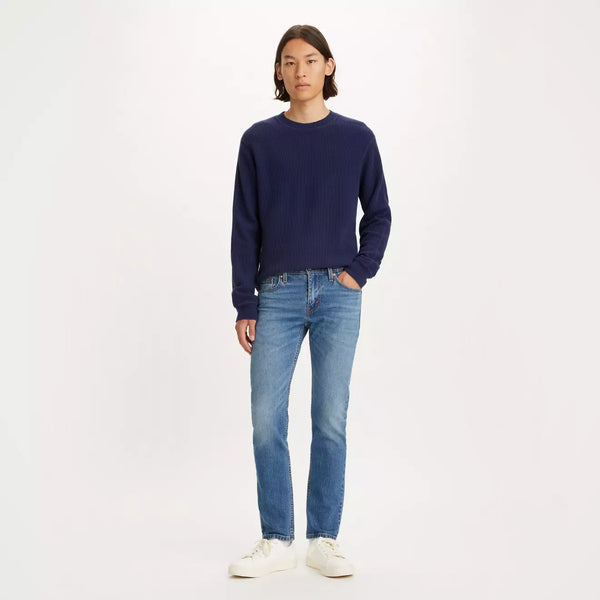 Levi’s- 502 Taper Medium Wash