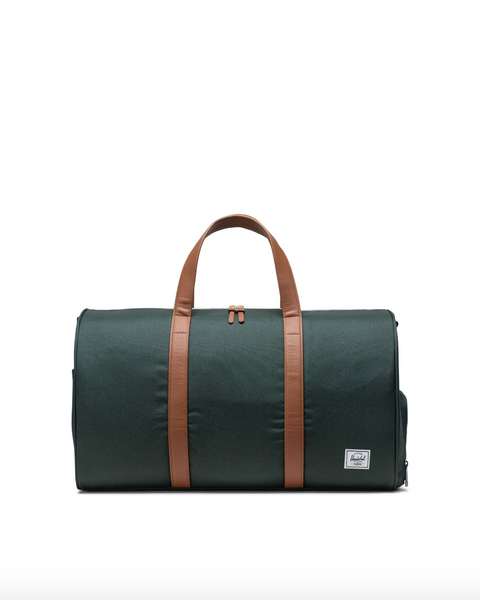 Herschel- Novel Duffle Darkest Spruce